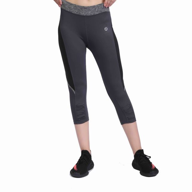 طبقة ألوان النساء Supplex Crinkle Panel Capri 